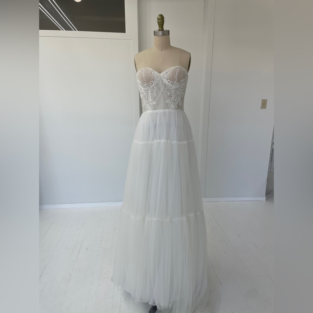 Selena Huan bridal gown